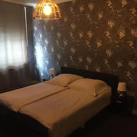 Viktor Apartment
